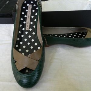 Marc Jacobs Green military balerinka flats